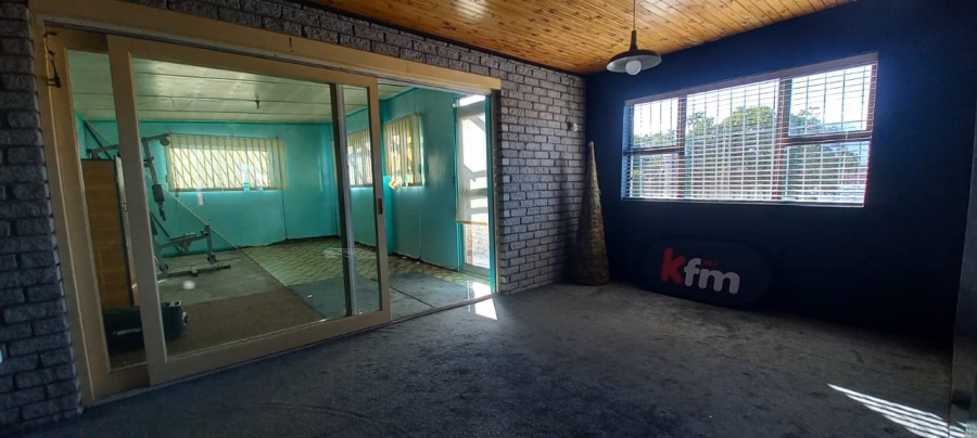 4 Bedroom Property for Sale in Retreat Western Cape